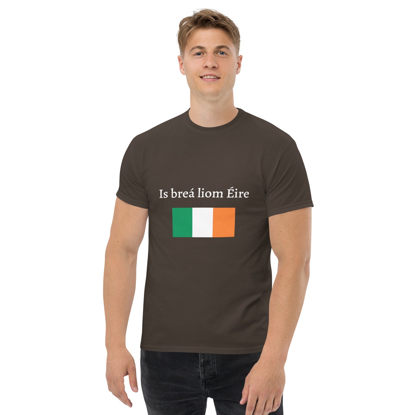 Is breá liom Éire (I love Ireland) - Personalized Irish Language St Patrick's Day Men's classic tee