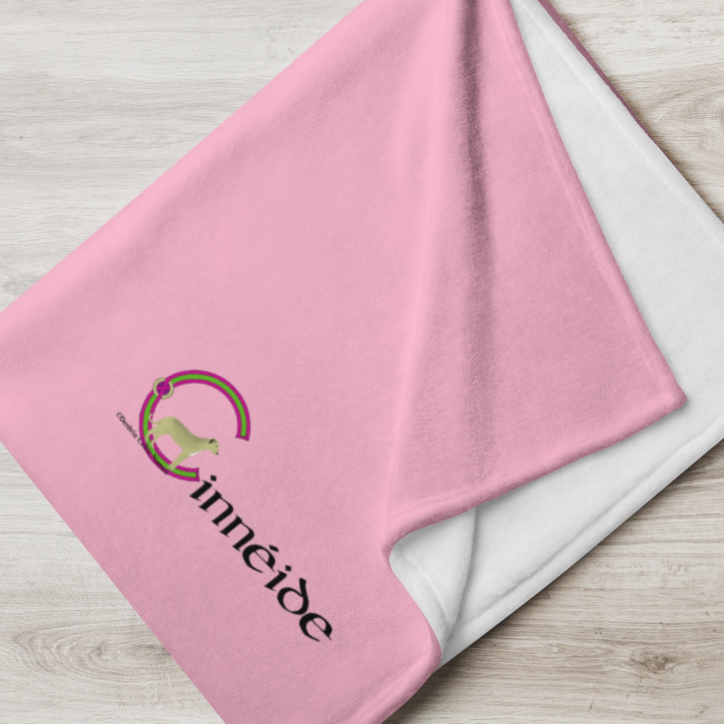 Cinnéide (Kennedy) - Personalized Blanket with Irish name Cinnéide