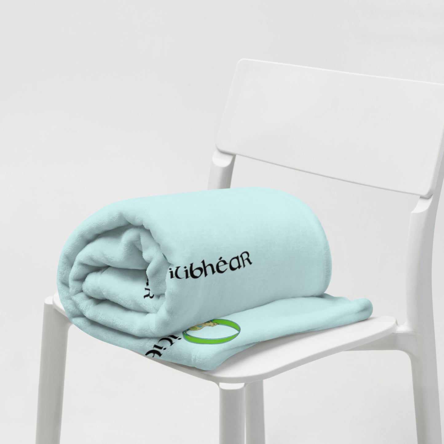 Oilibhéar (Oliver)- Personalized Blanket with Irish name Oilibhéar