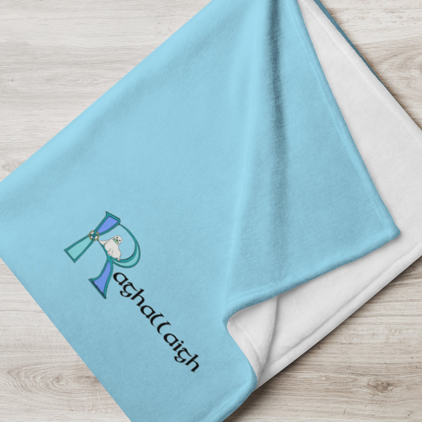 Raghallaigh (Riley) - Personalized Blanket with Irish name Raghallaigh (Blue Design)