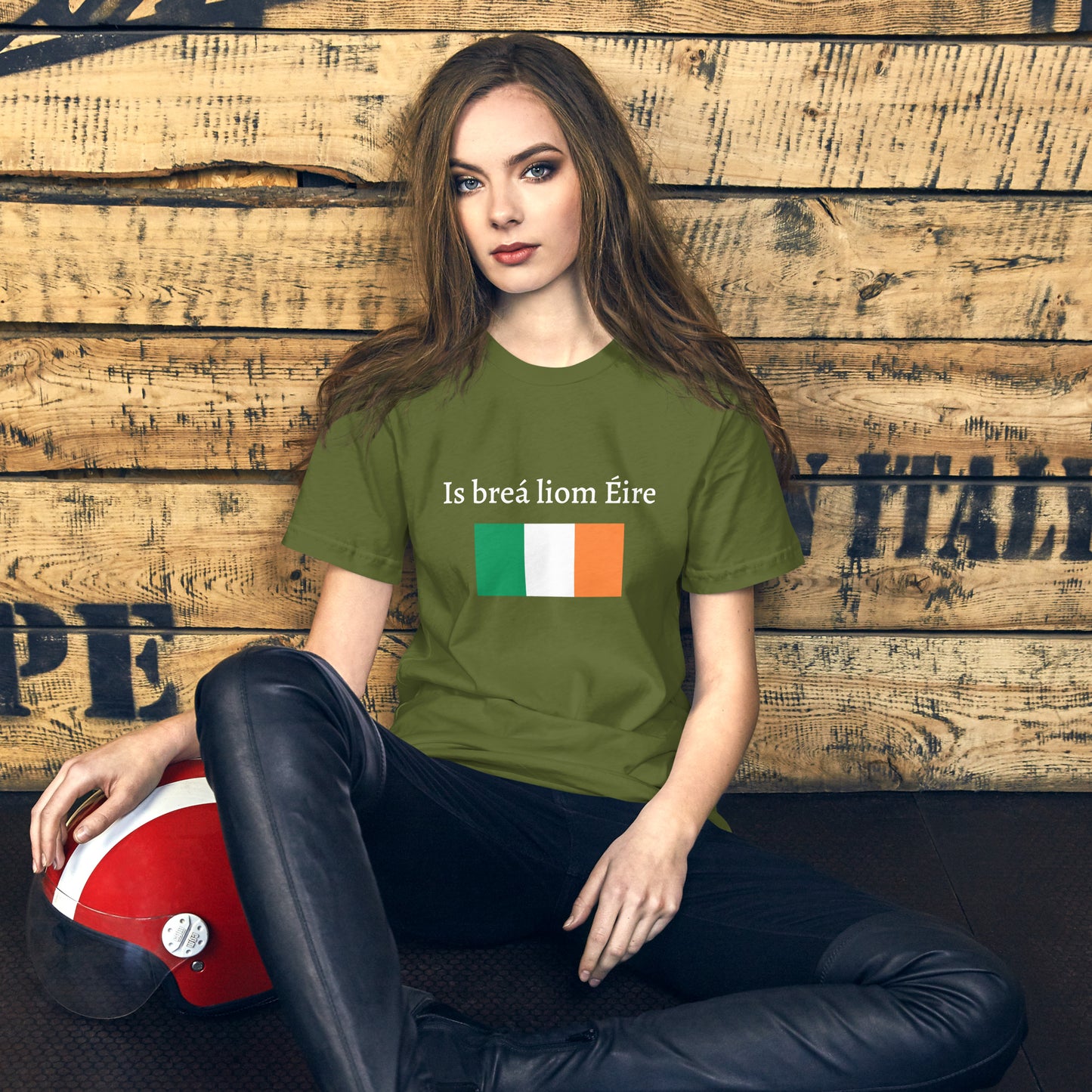 Is breá liom Éire (I love Ireland) - Personalized Irish Language St Patrick's Women's t-shirt