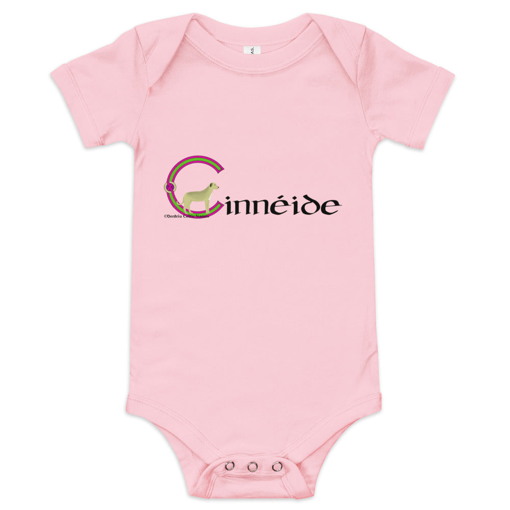 Cinnéide (Kennedy) - Personalized baby short sleeve one piece with Irish name Cinnéide