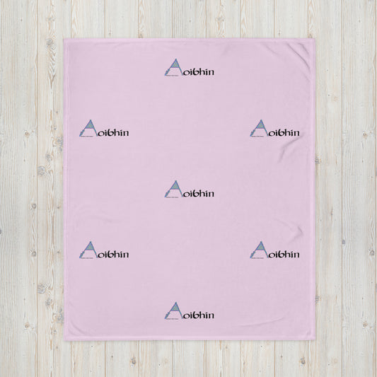 Aoibhín (Aiveen) - Personalized Baby Blanket with Irish name Aoibhín