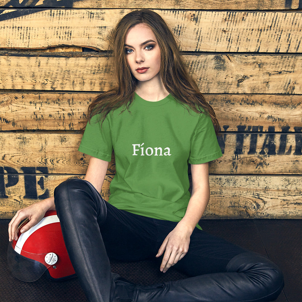 Fíona (Fiona) Personalized Women's t-shirt