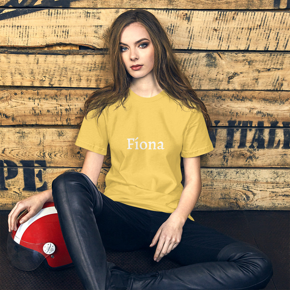 Fíona (Fiona) Personalized Women's t-shirt