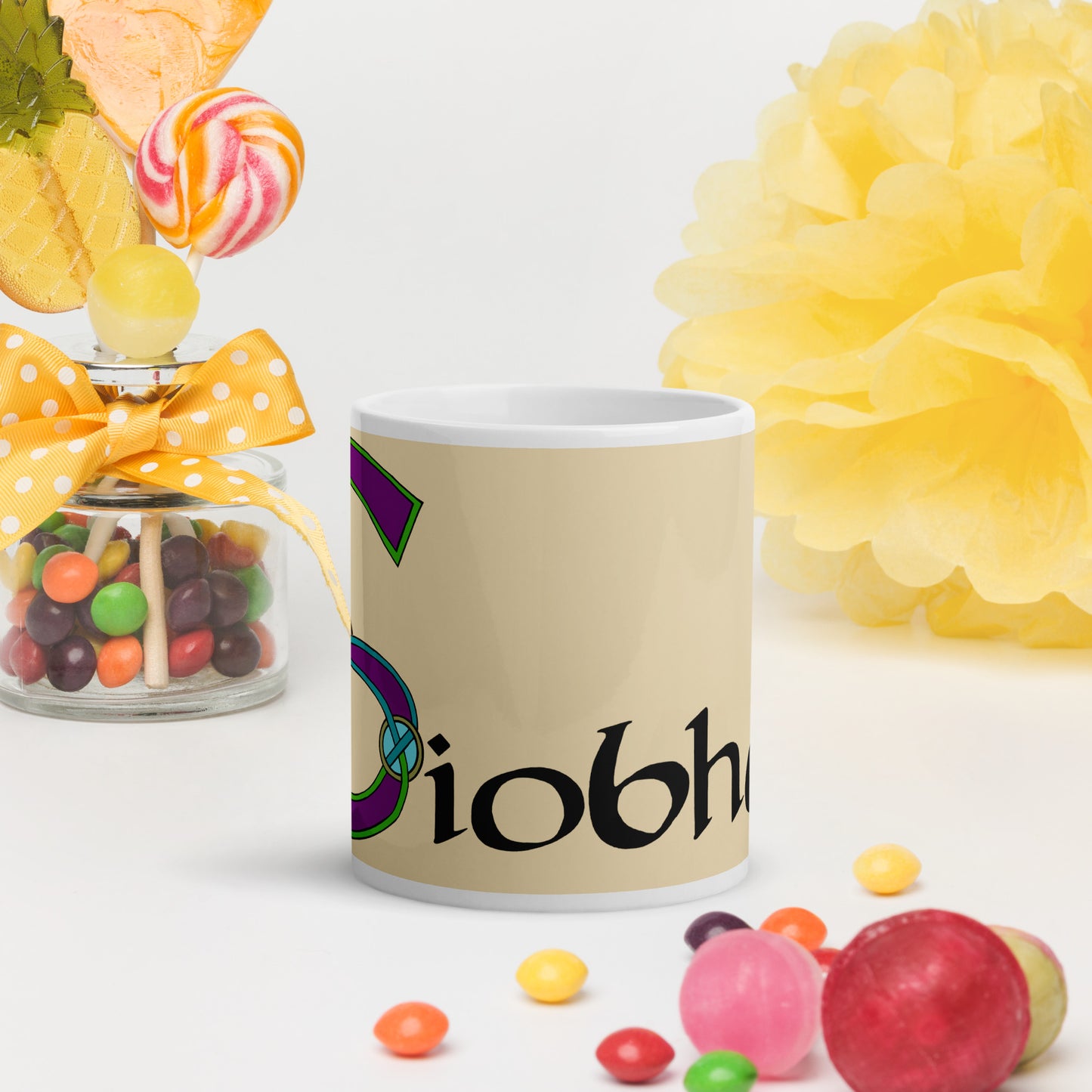 Siobhán (Hannah) - Personalized white glossy mug with Irish name Siobhán (Free Shipping)