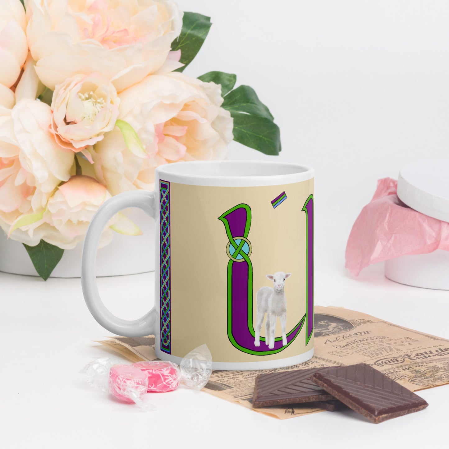 Úna (Oonagh) - Personalized white glossy mug with Irish name Úna (Free Shipping)