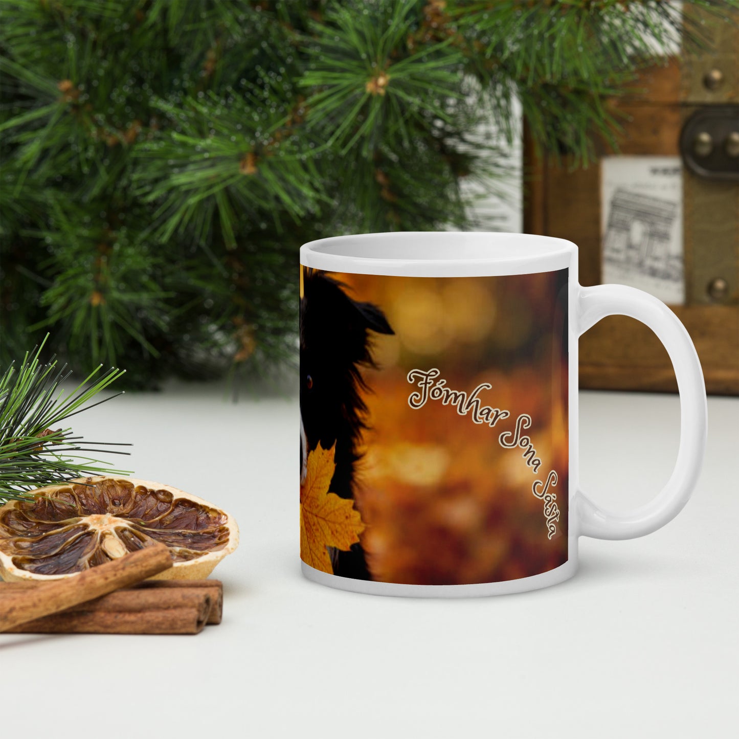 Fómhar Sona Sásta (Very Happy Autumn) Irish Language White Glossy Mug (Border Collie Design)
